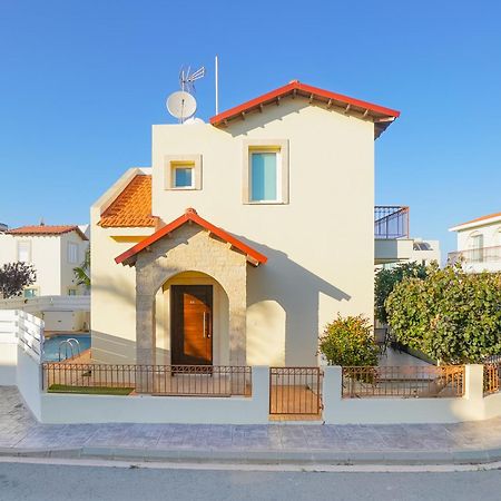 Villa Francesca Paralimni Eksteriør billede