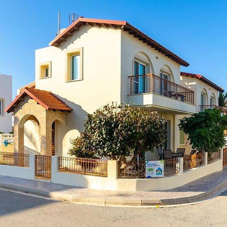 Villa Francesca Paralimni Eksteriør billede